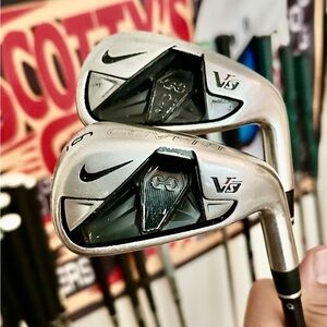 Nike Vrs Covert 6 Iron & PW Reg Flex Mitsubishi Shaft Lamkin Grips RH